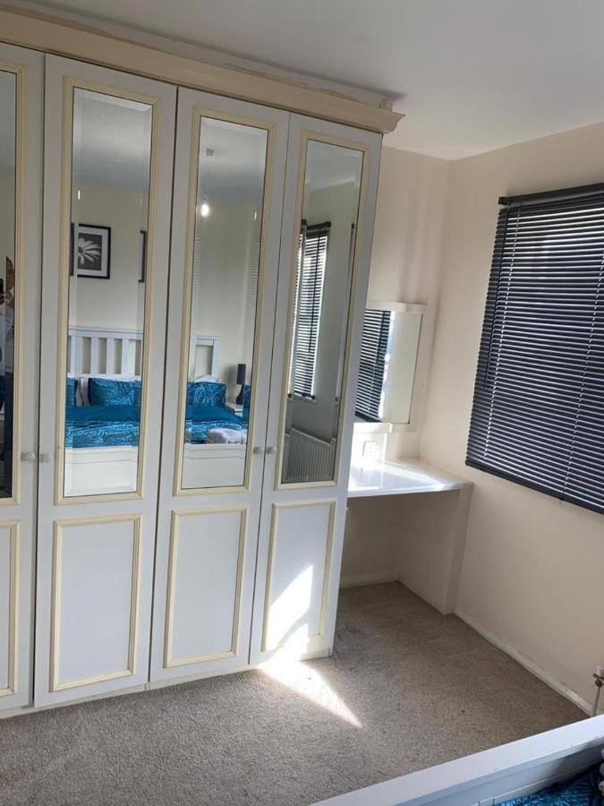 Вілла Charming 2-Bed House In Лондон Екстер'єр фото